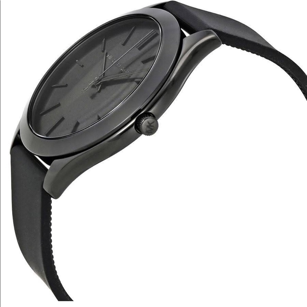 ⌚️Michael Kors®The Runway Unisex Black on Black Watch*FIRM*⌚️